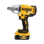 Juhtmevaba löökmutrikeeraja DeWalt 18V XR.